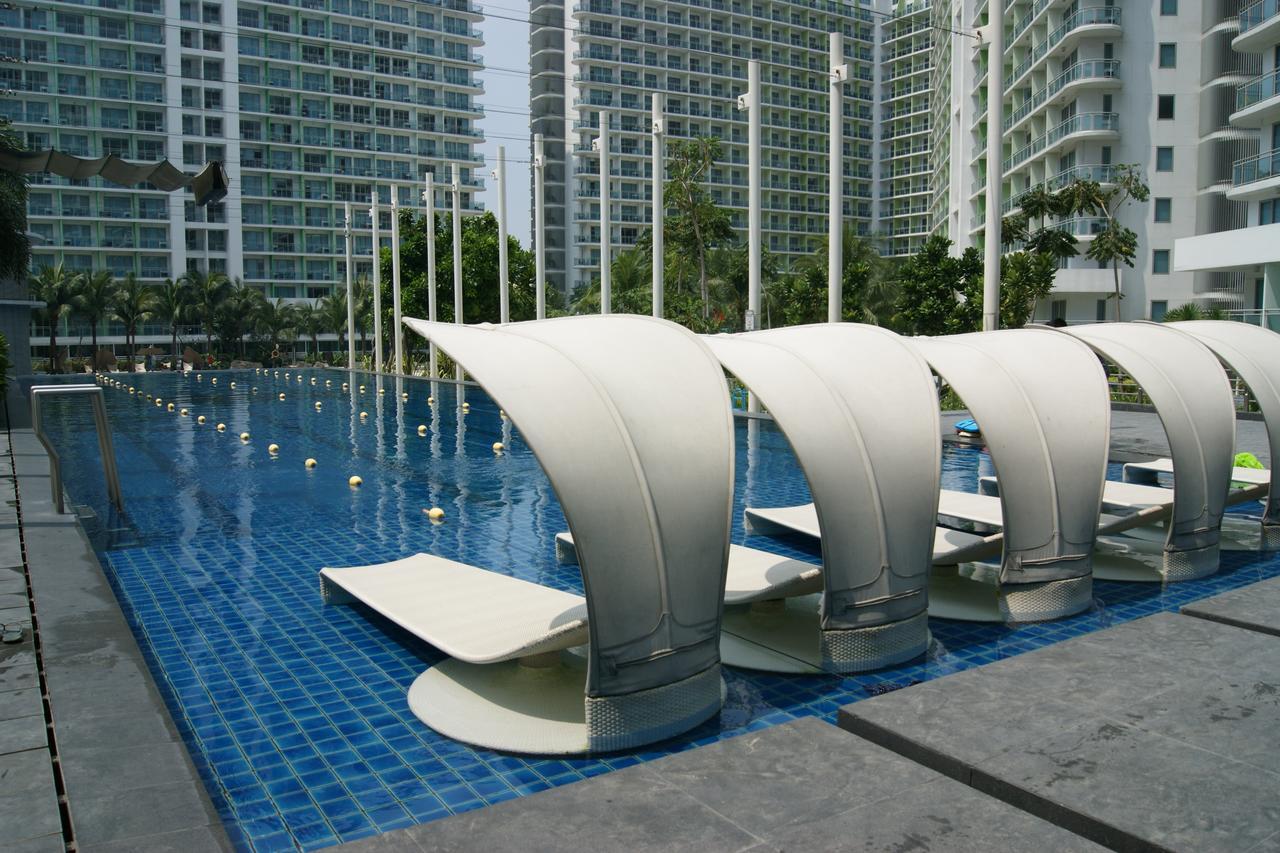 Maui Condotel Azure Residence Manila Exteriör bild