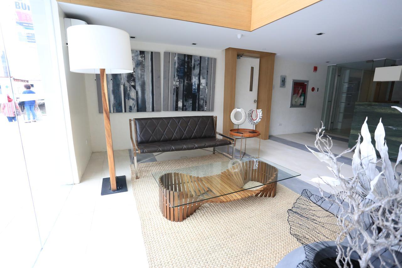 Maui Condotel Azure Residence Manila Exteriör bild